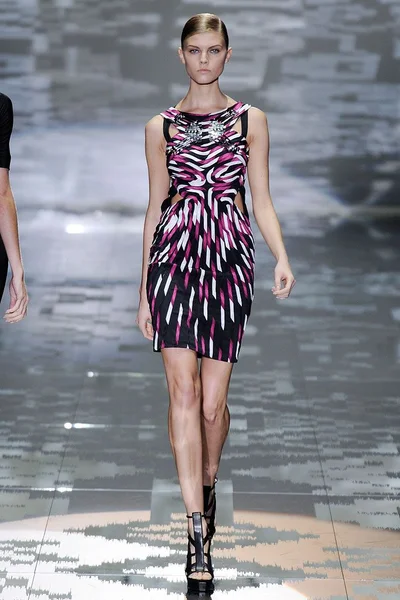 Look 34